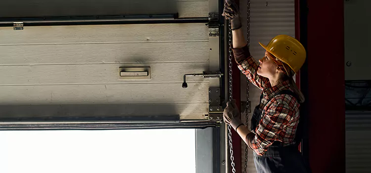 Addressing Common Garage Door Stoppage Issues in Hinesville, GA