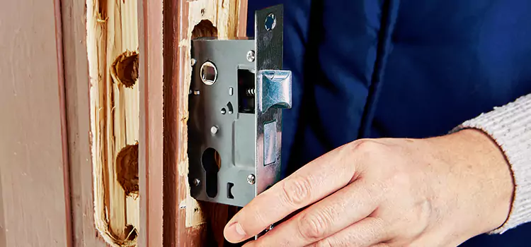 Garage Door Lock Replacement Hinesville